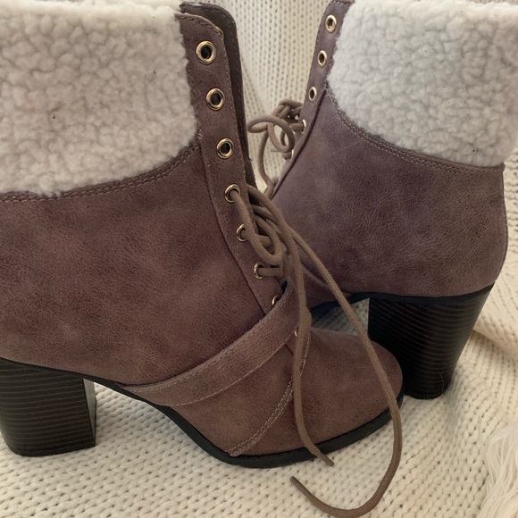 Lace Up Faux Leather & Sheep Fur Booties - Picture 4 of 4